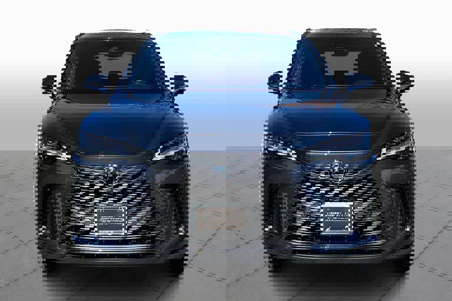 Certified 2025 Lexus RX 450h Luxury w/ Convenience Package image 4