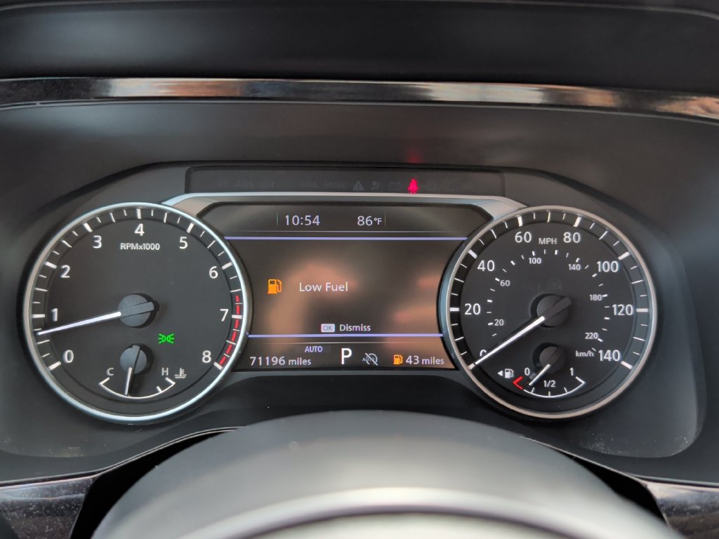Used 2024 Nissan Pathfinder SV AWD/4WD image 10