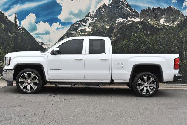 Used 2018 GMC Sierra 1500 SLE w/ SLE Value Package AWD/4WD image 7