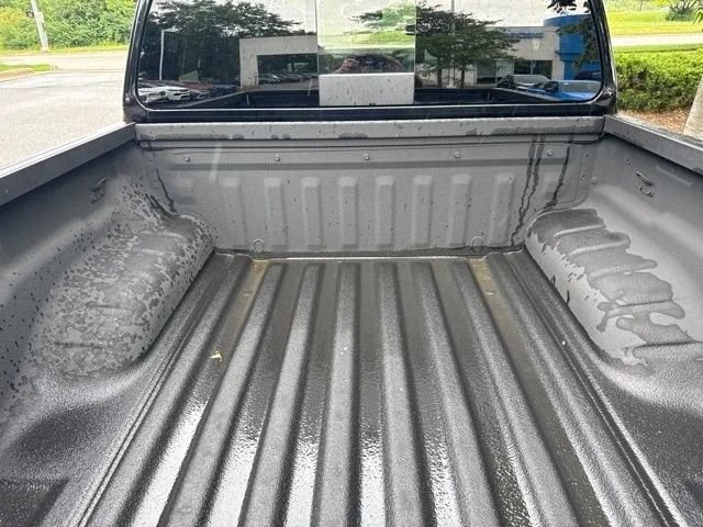 Used 2024 Nissan Frontier PRO-4X w/ Technology Package AWD/4WD image 10