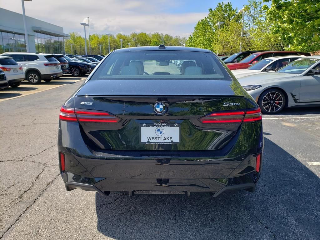 New 2027 BMW 530i xDrive AWD/4WD image 5