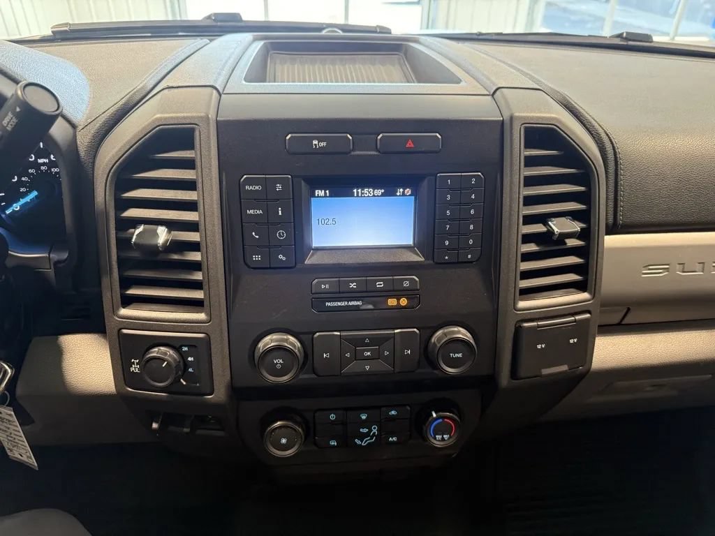 Used 2022 Ford F250 XL w/ Power Equipment Group AWD/4WD image 27