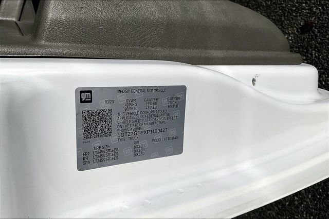 Used 2023 GMC Savana 3500 w/ Driver Convenience Package RWD image 19