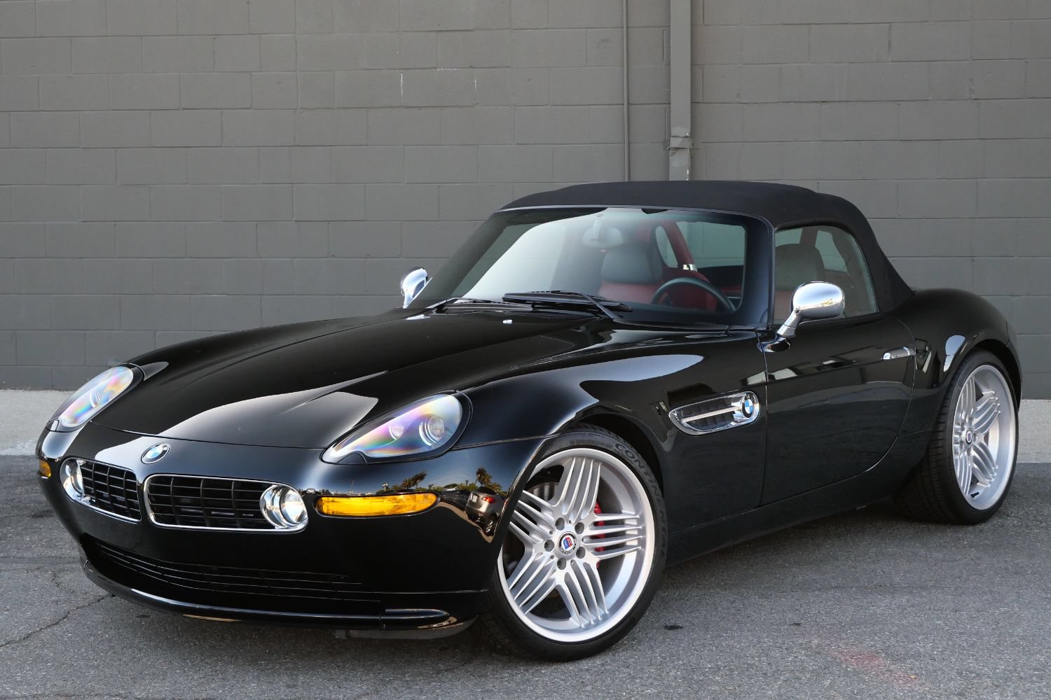Used 2001 BMW Z8 RWD image 25