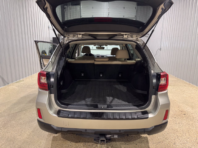 Used 2017 Subaru Outback 2.5i Limited AWD/4WD image 26