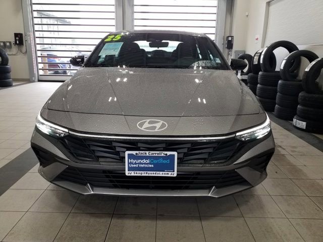 Certified 2025 Hyundai Elantra Sport image 17