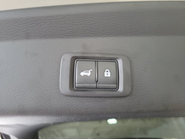 Used 2023 Mitsubishi Outlander SEL AWD/4WD image 8
