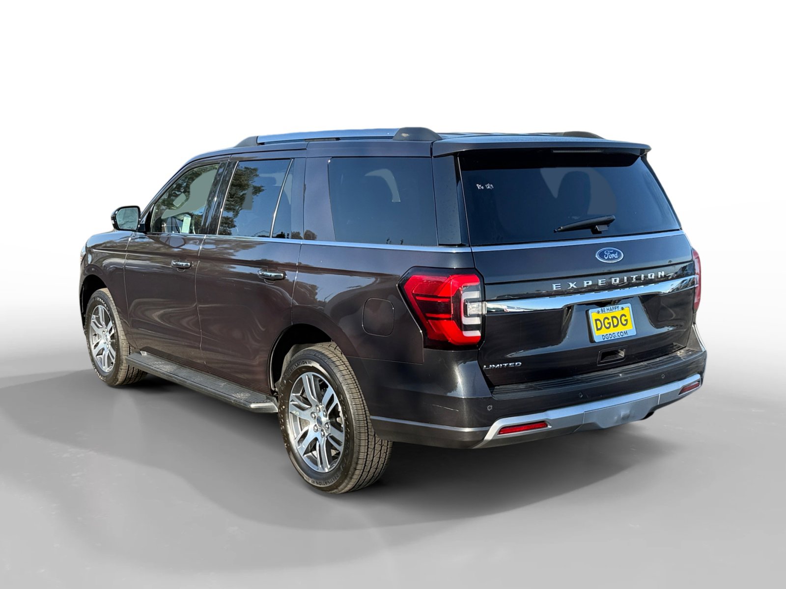 Used 2024 Ford Expedition Limited image 3