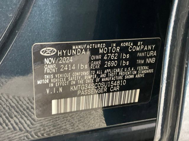 Used 2025 Genesis G70 2.5T image 27