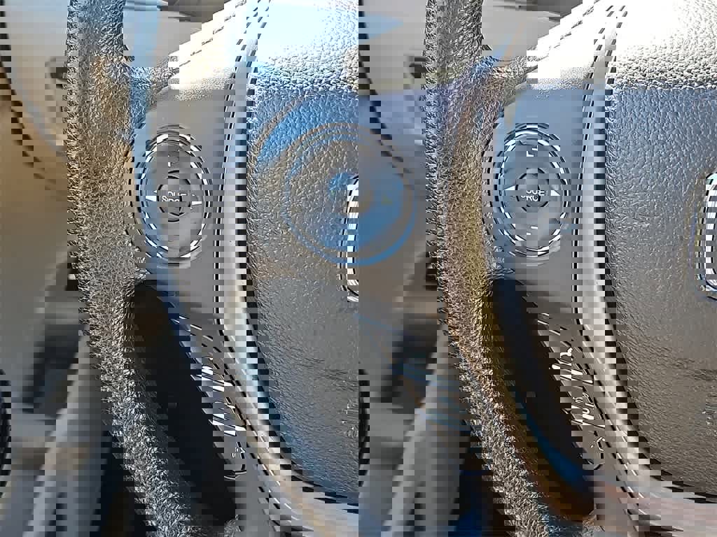 Used 2017 Honda Ridgeline RTS image 16