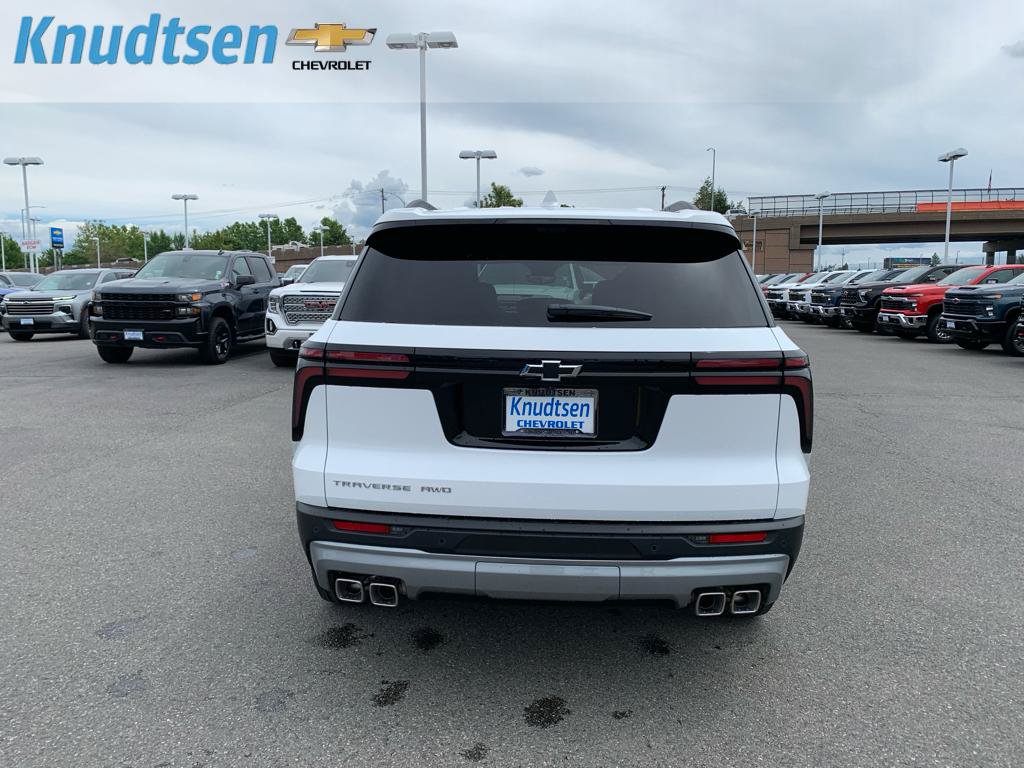 New 2026 Chevrolet Traverse LT w/ Midnight/Sport Edition AWD/4WD image 6