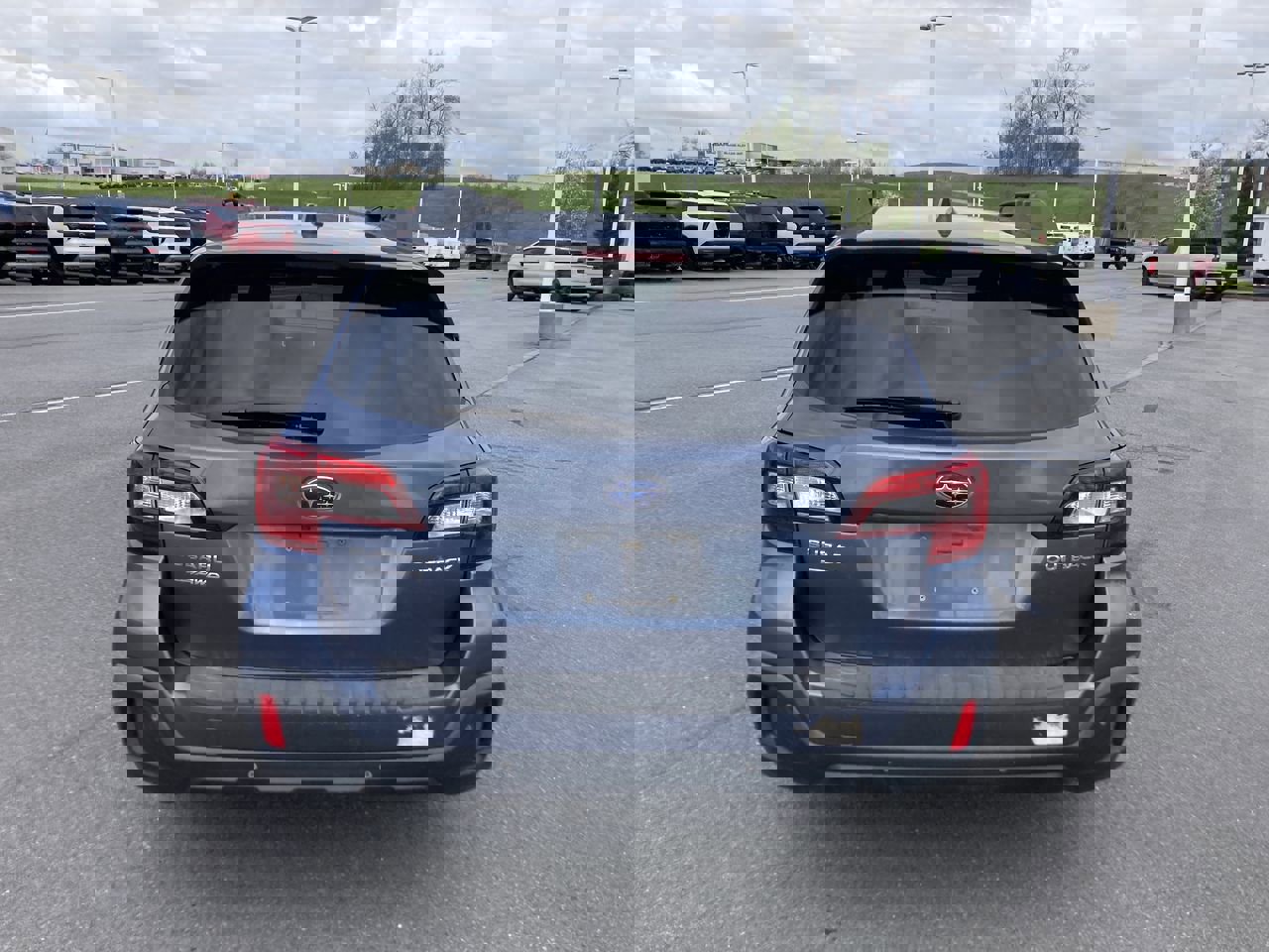 Used 2018 Subaru Outback 2.5i Limited image 6