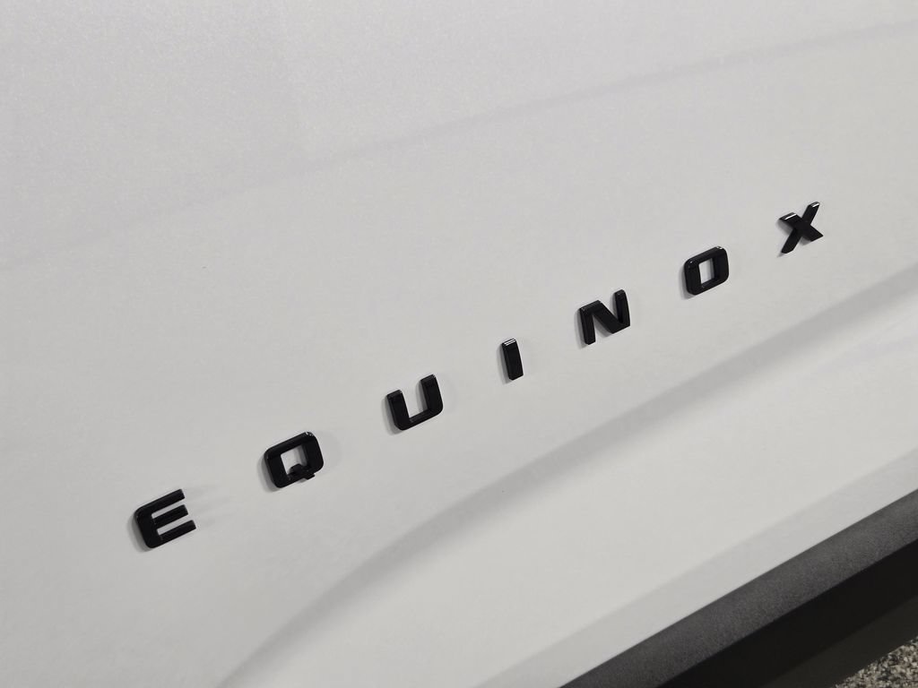 New 2026 Chevrolet Equinox ACTIV w/ Convenience Package III FWD image 11