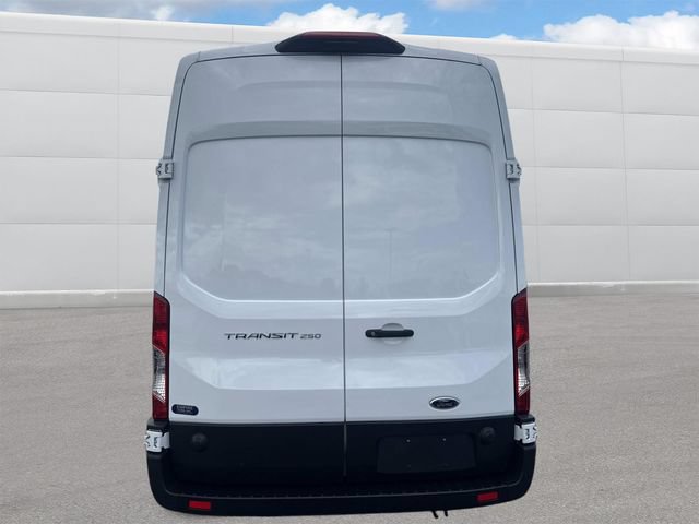 Used 2025 Ford Transit 250 148 High Roof Extended RWD image 4