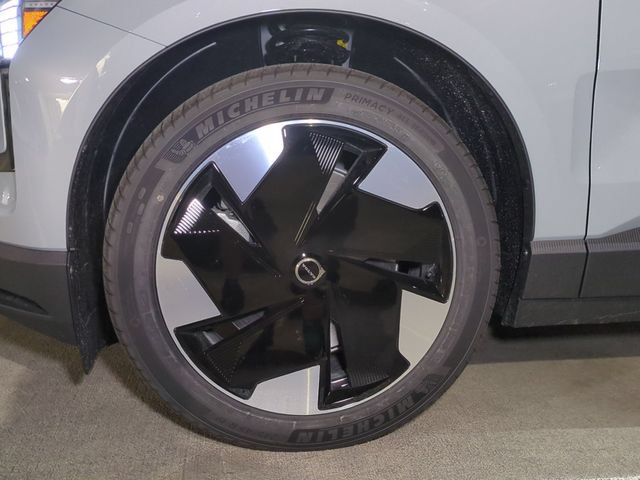 New 2026 Volvo EX30 Plus w/ Climate Package AWD/4WD image 10