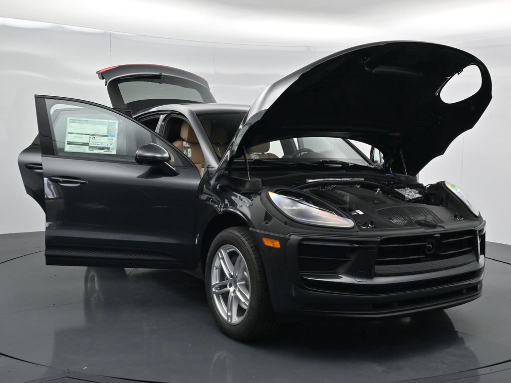 New 2026 Porsche Macan AWD/4WD image 21