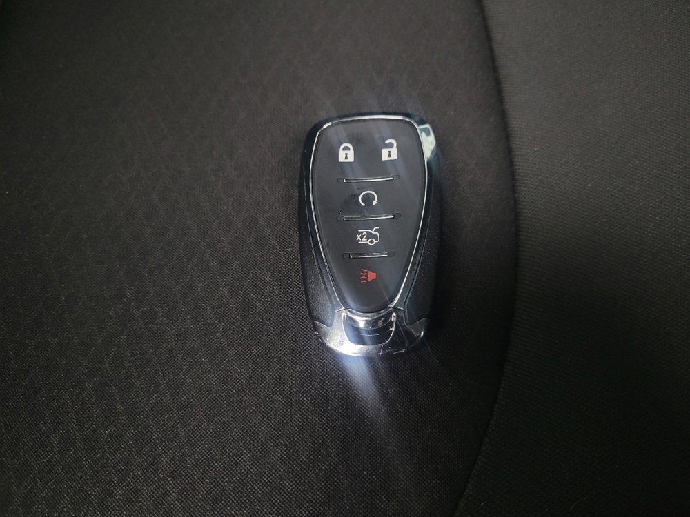 Used 2021 Chevrolet Malibu LT FWD image 32