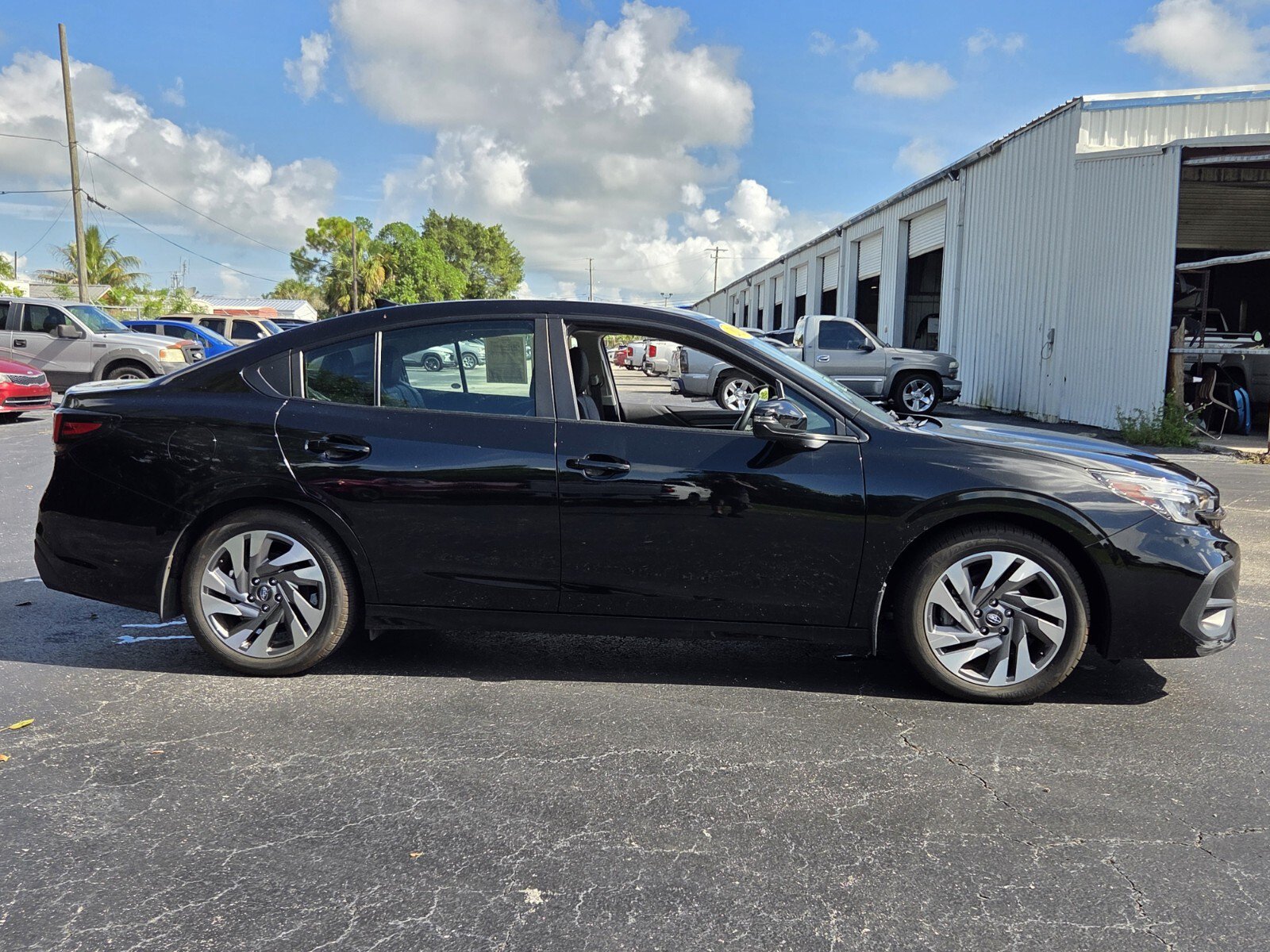 Used 2023 Subaru Legacy Limited AWD/4WD image 6