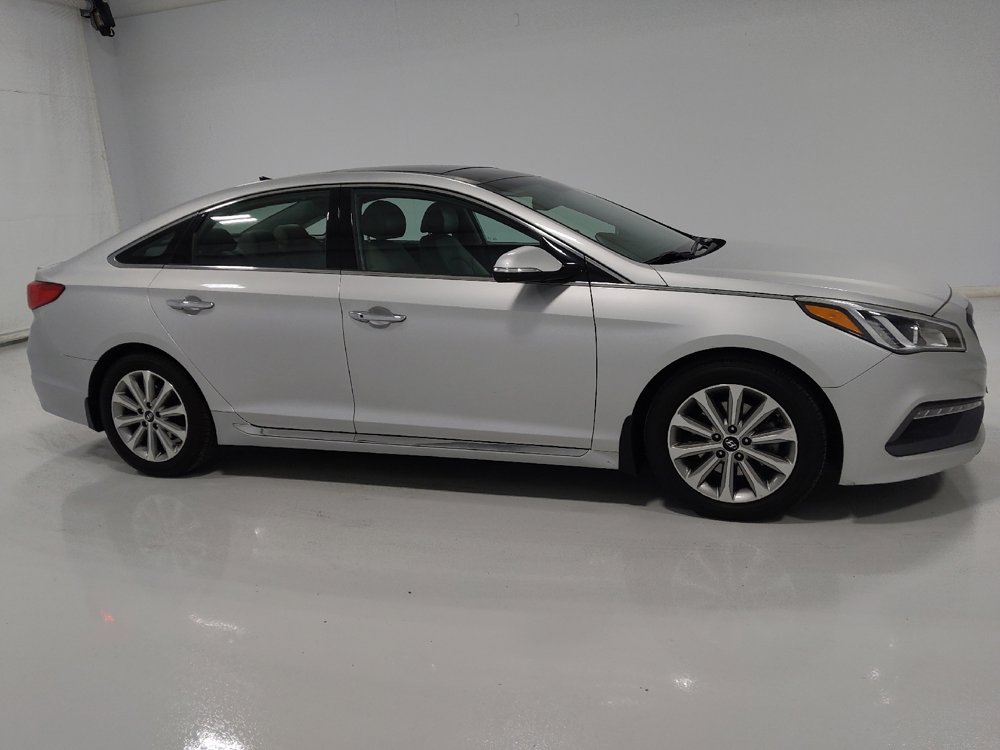 Used 2016 Hyundai Sonata Limited w/ Option Group 04 image 11