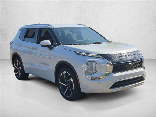 Used 2022 Mitsubishi Outlander SEL AWD/4WD image 3