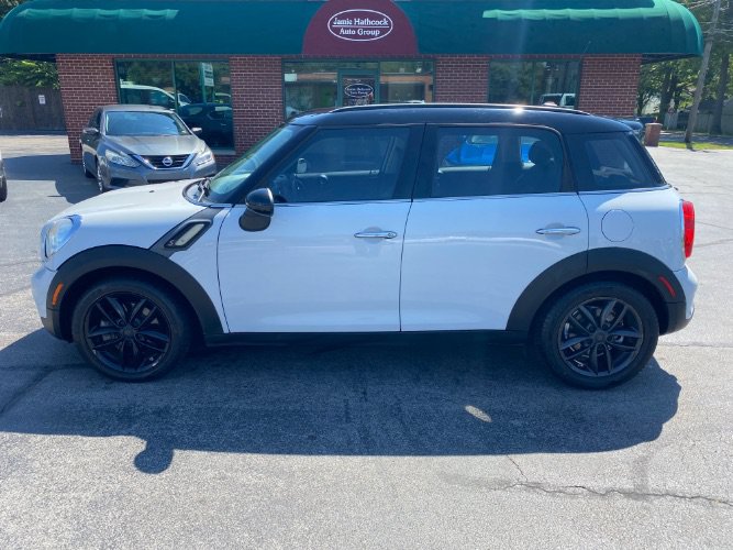Used 2011 MINI Cooper Countryman S FWD image 7