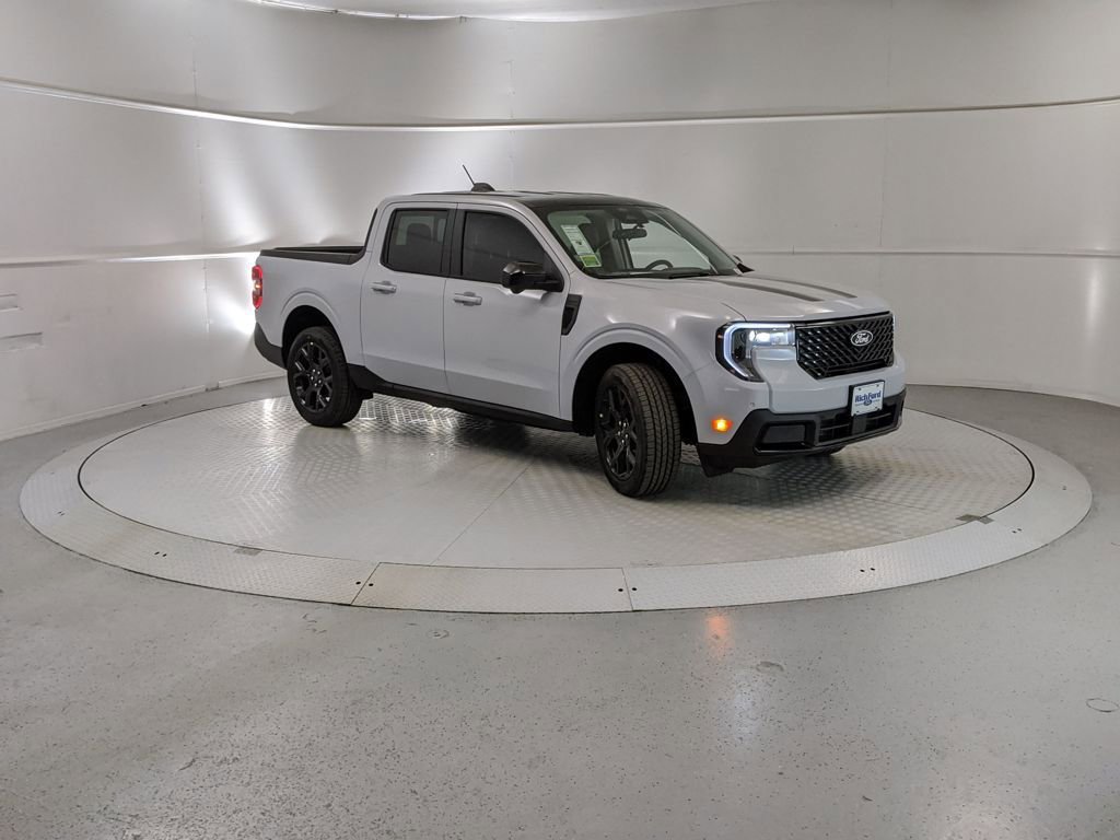 New 2026 Ford Maverick Lariat w/ Black Appearance Package image 1