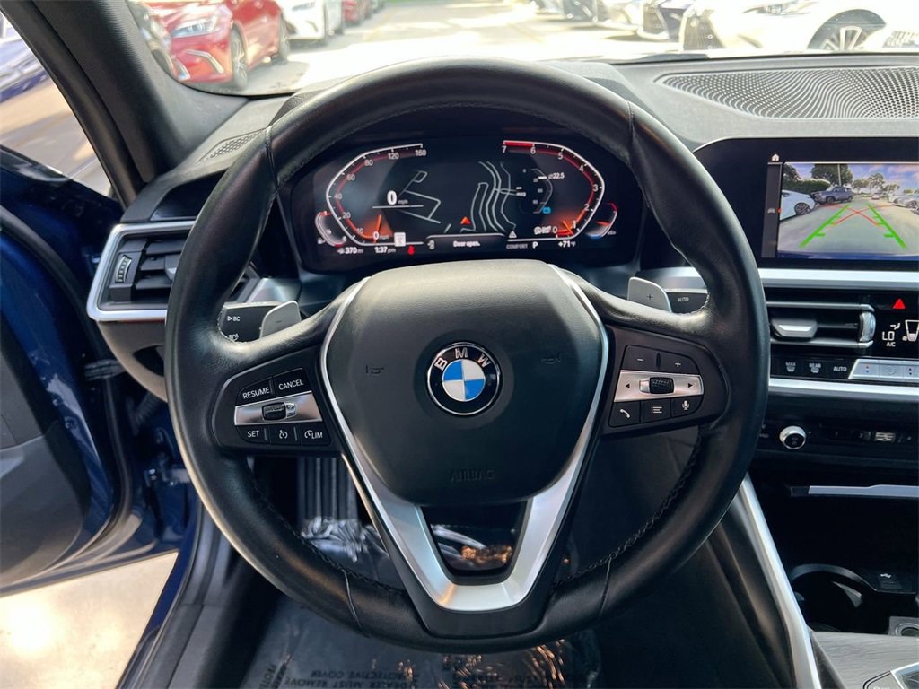 Used 2022 BMW 330i Sedan w/ Driving Assistance Package image 13