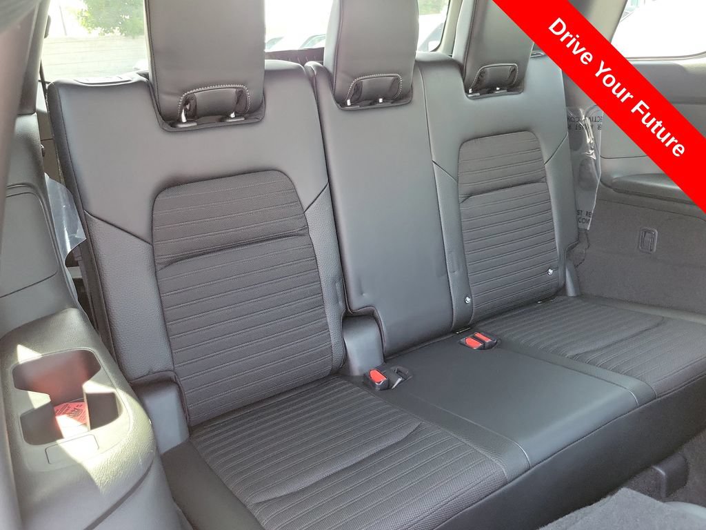 Used 2024 Nissan Pathfinder Rock Creek AWD/4WD image 26