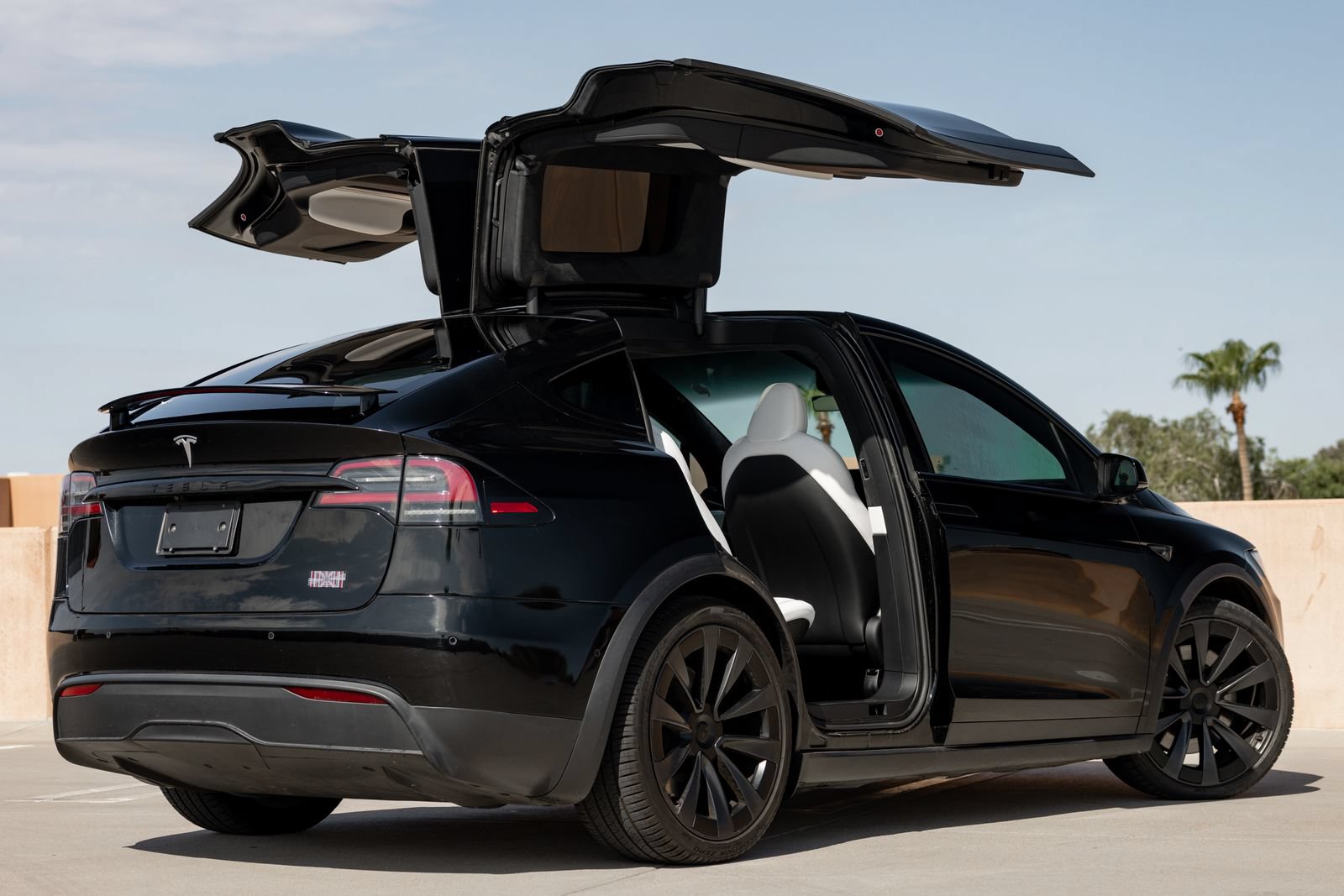 Used 2023 Tesla Model X Plaid AWD/4WD image 16