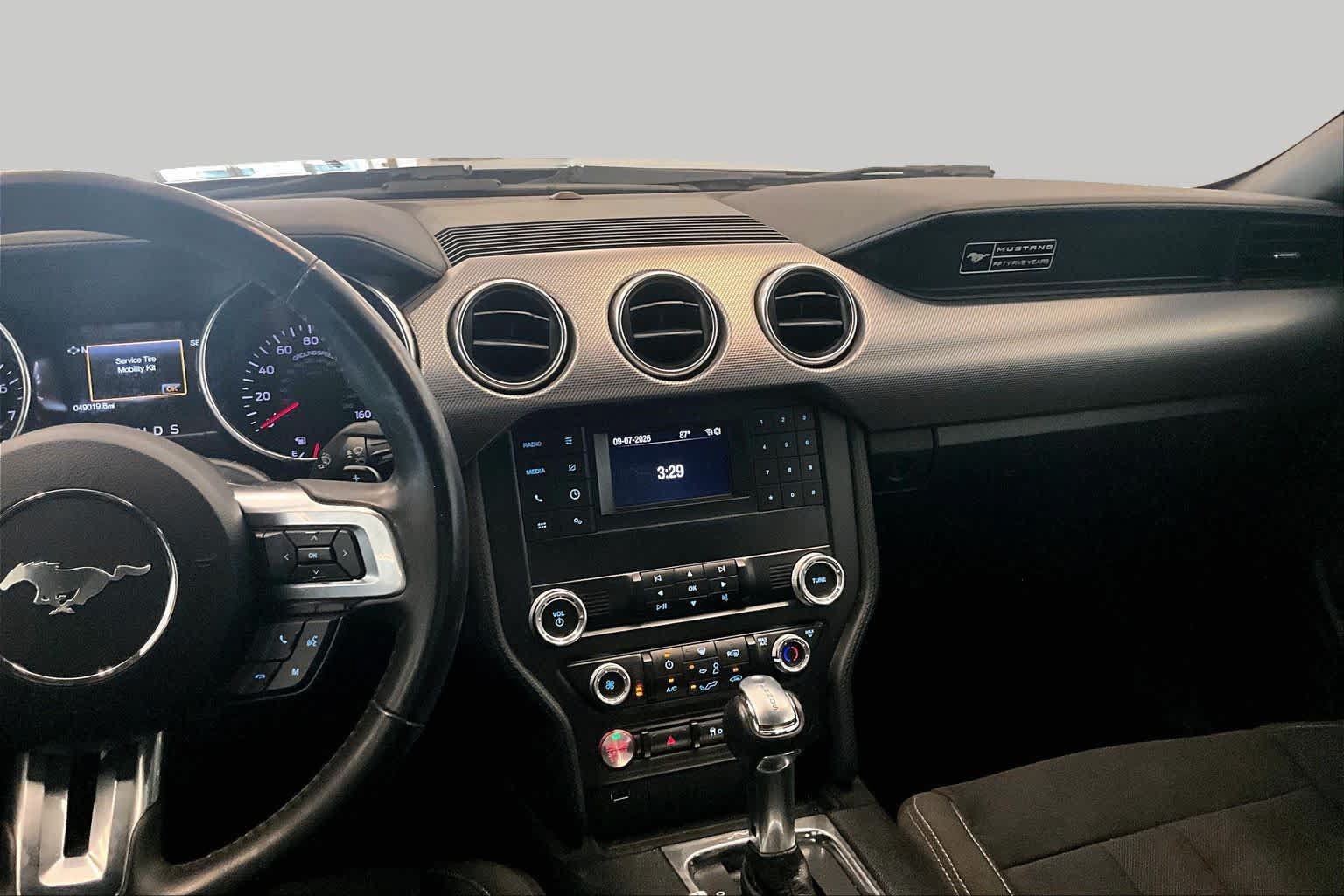 Used 2020 Ford Mustang GT RWD image 5