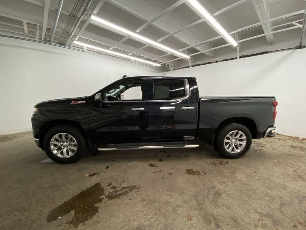 Used 2020 Chevrolet Silverado 1500 LTZ w/ LTZ Premium Package AWD/4WD image 3