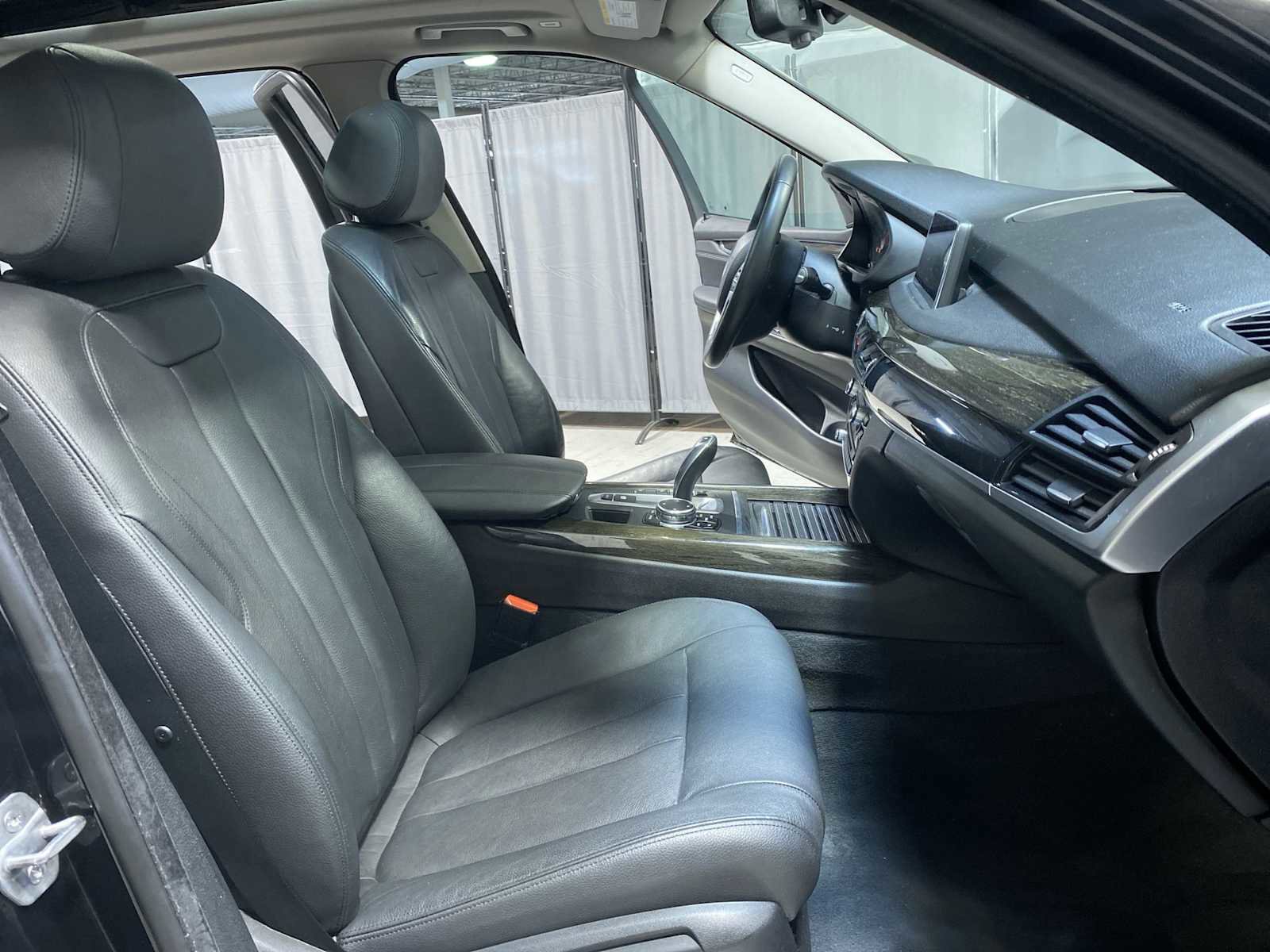 Used 2016 BMW X5 xDrive35i AWD/4WD image 14