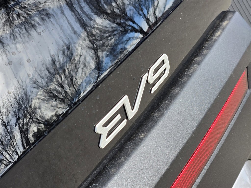 New 2026 Kia EV9 Wind image 7
