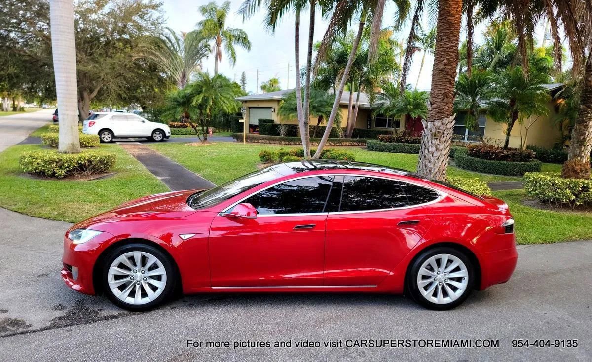 Used 2016 Tesla Model S 70D AWD/4WD image 7