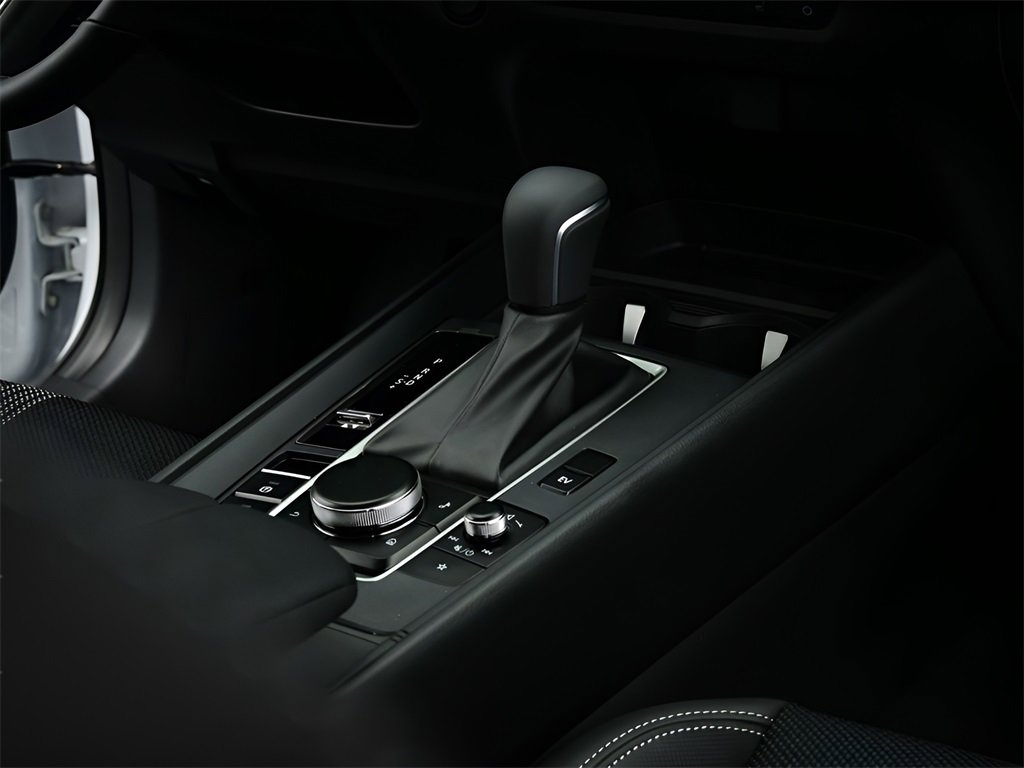 Certified 2025 MAZDA CX-50 2.5 Hybrid w/ Weather Package image 33