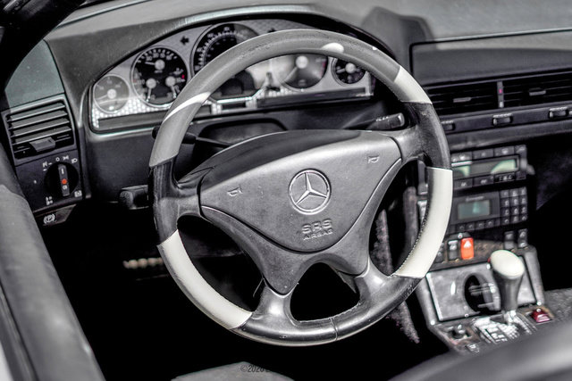 Used 2002 Mercedes-Benz SL 500 image 33