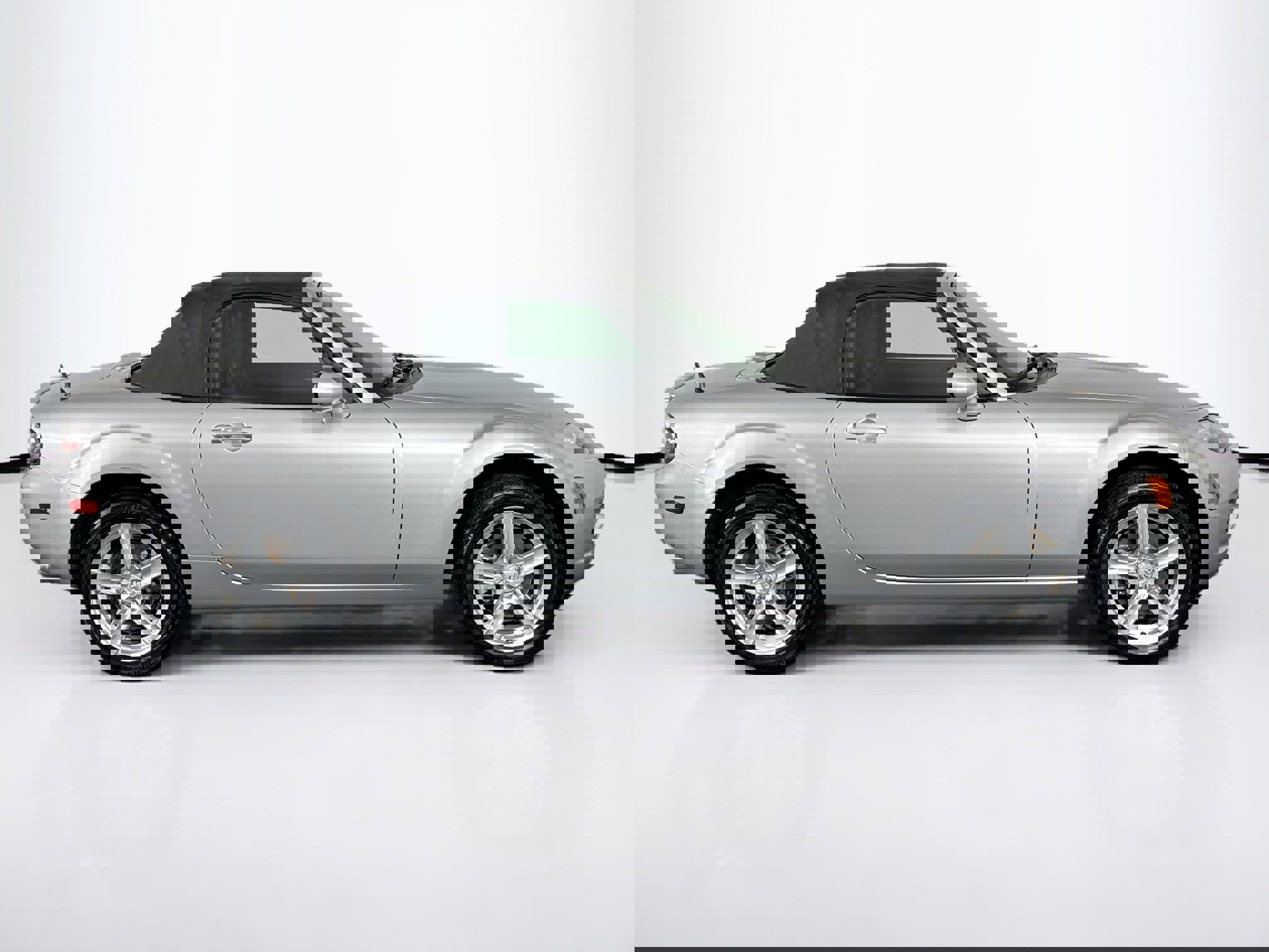 Used 2006 MAZDA MX-5 Miata image 12