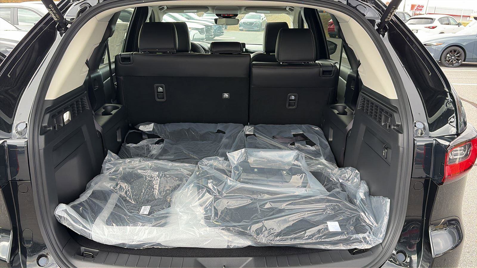 New 2025 MAZDA CX-90 3.3 Turbo w/ Preferred Package image 31