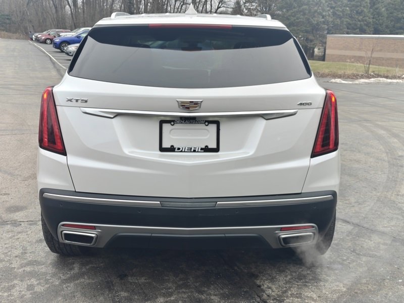 Used 2022 Cadillac XT5 Premium Luxury w/ Technology Package image 7