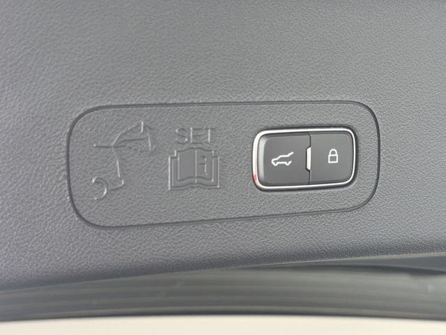 New 2026 Lincoln Aviator 2WD w/ Jet Appearance Package image 17