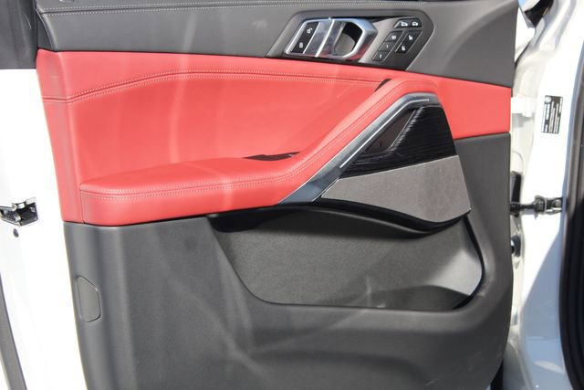 New 2026 BMW X6 xDrive40i image 19