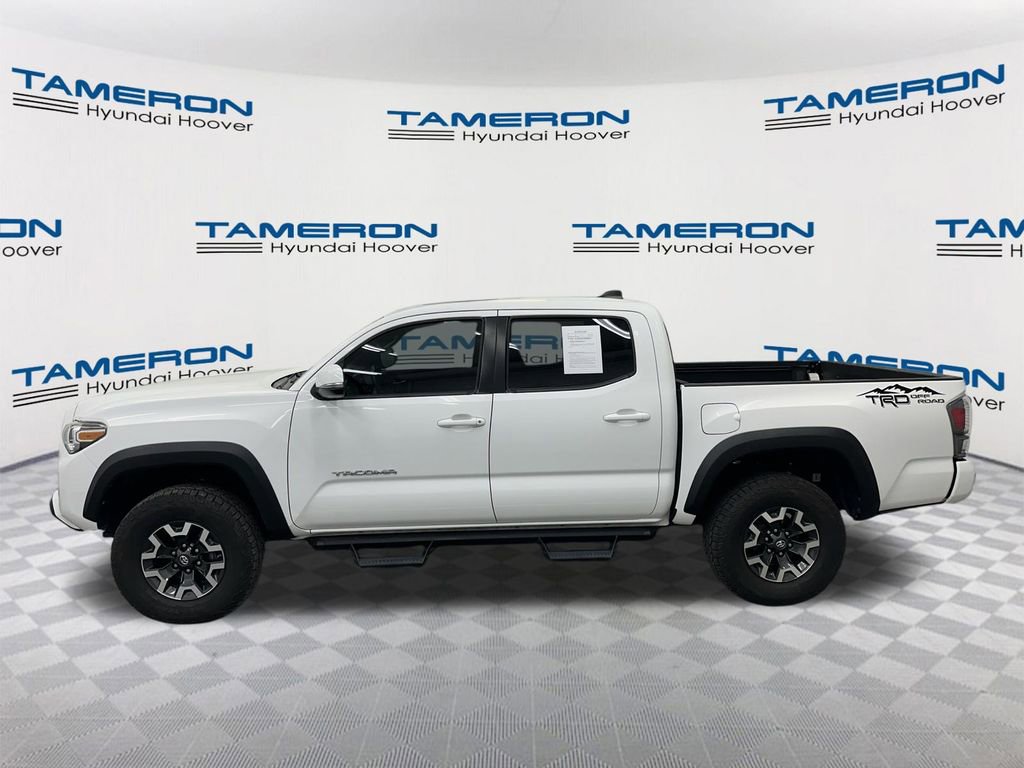 Used 2020 Toyota Tacoma TRD Off-Road w/ TRD Premium Off Road Package AWD/4WD image 2