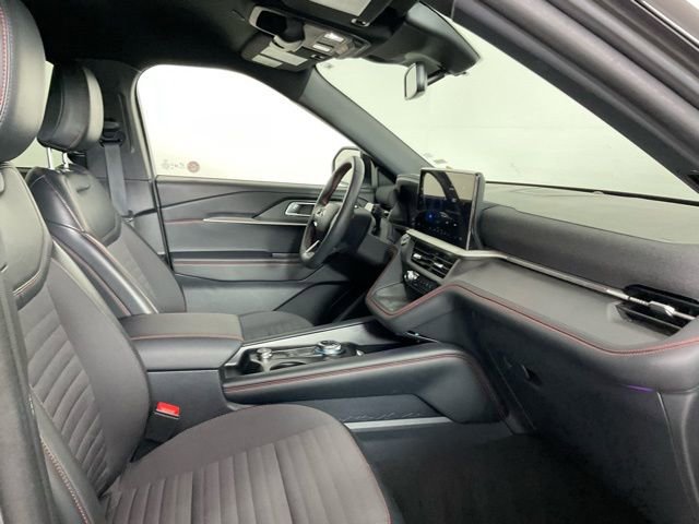 Used 2025 Ford Explorer ST-Line w/ Premium Package AWD/4WD image 19