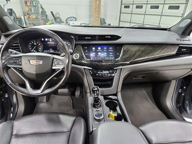 Used 2020 Cadillac XT6 Premium Luxury image 28
