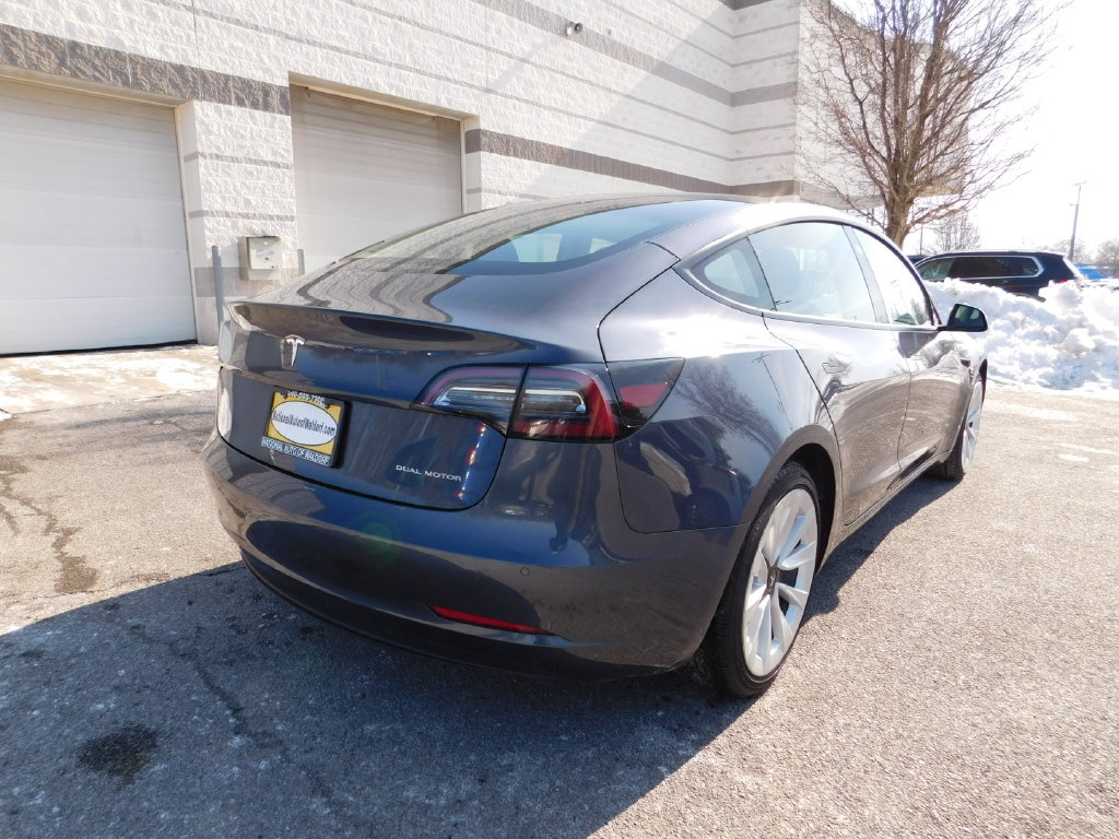 Used 2022 Tesla Model 3 Long Range AWD/4WD image 5