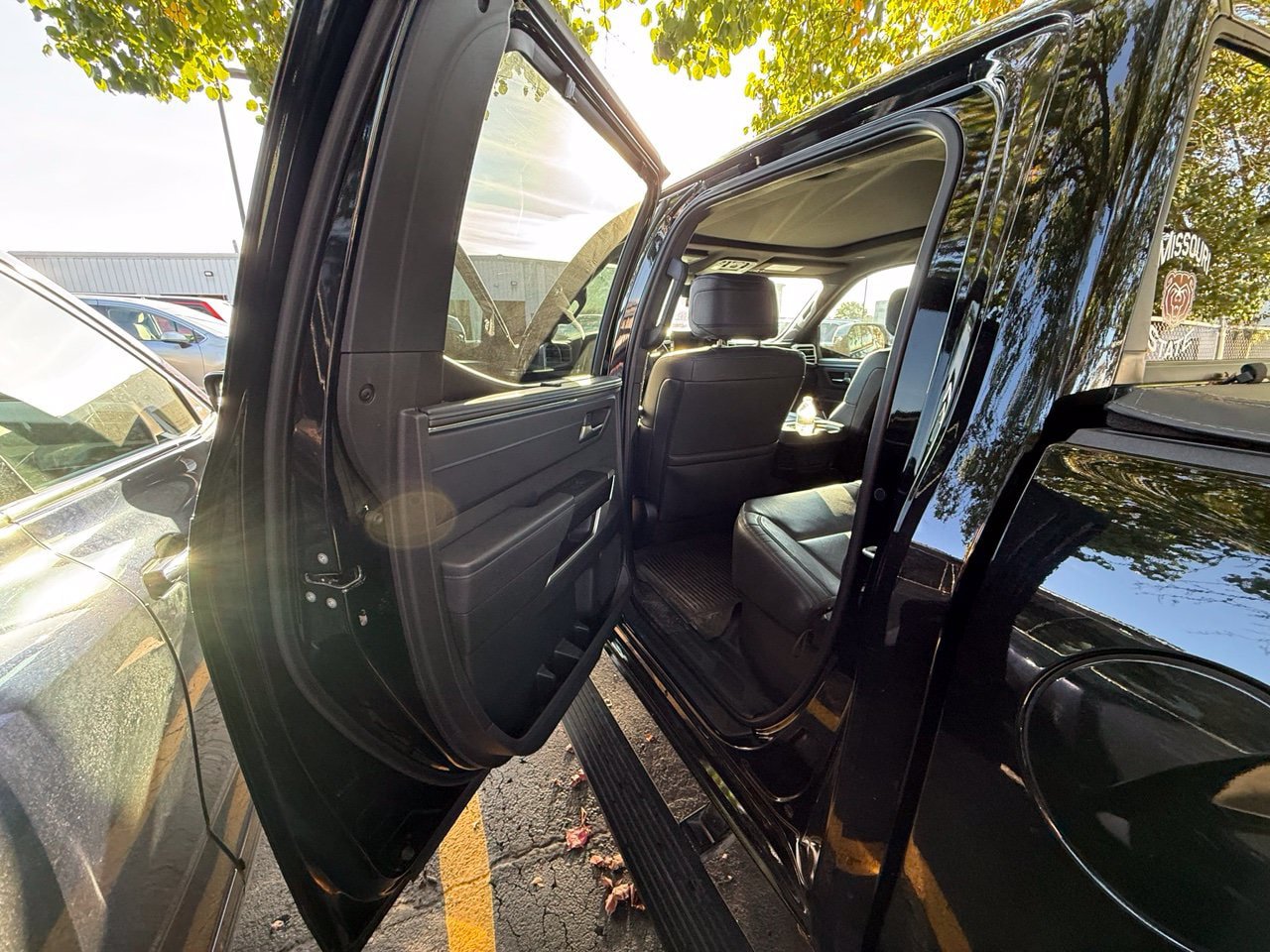 Used 2024 Toyota Tundra Platinum AWD/4WD image 6