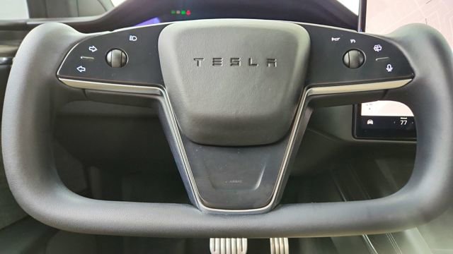 Used 2022 Tesla Model X image 44