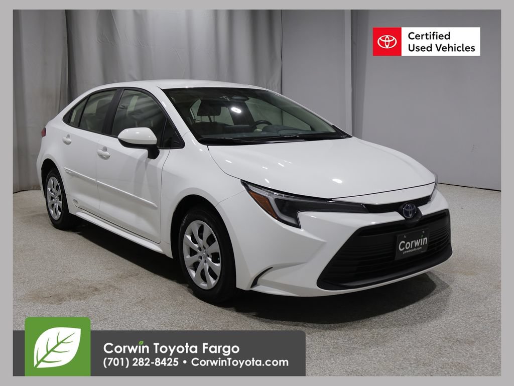 Certified 2023 Toyota Corolla LE AWD/4WD image 1