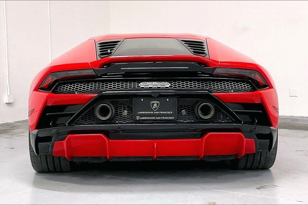 Used 2021 Lamborghini Huracan EVO RWD image 5
