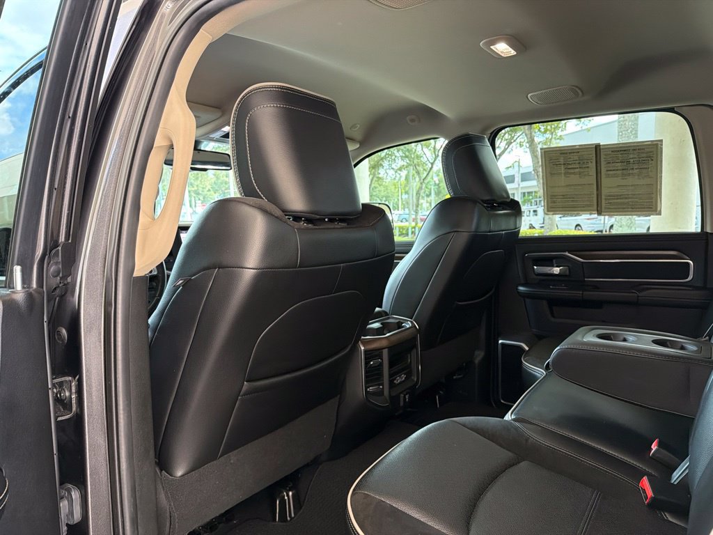 Used 2022 RAM 3500 Laramie AWD/4WD image 40